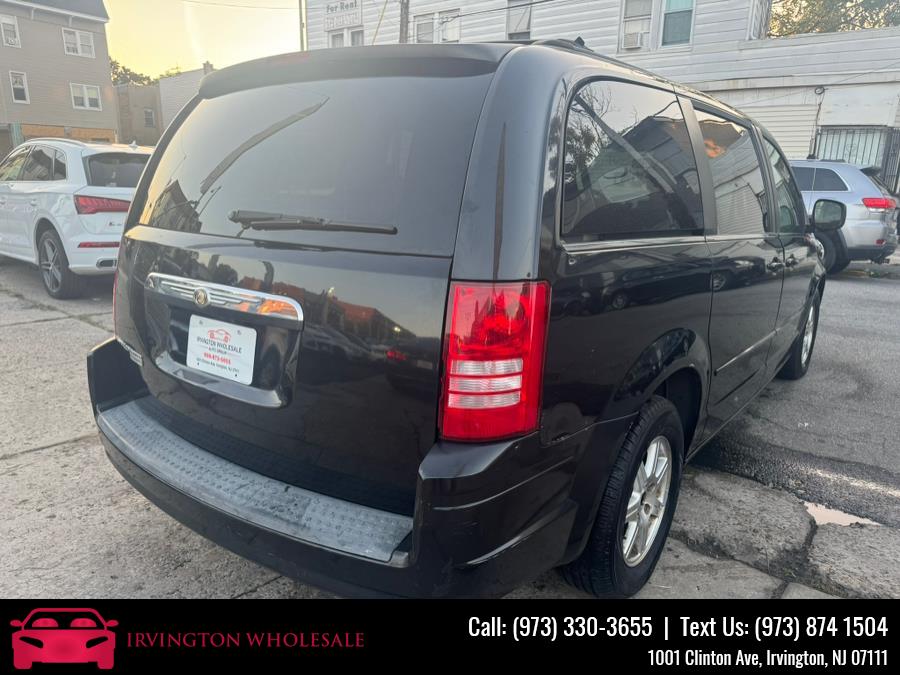 2008 Chrysler Town & Country 4dr Wgn Touring, available for sale in Irvington, New Jersey | Irvington Wholesale Group. Irvington, New Jersey 2008 Chrysler Town & Country 4dr Wgn Touring, available for sale in Irvington, New Jersey | Irvington Wholesale Group. Irvington, New Jersey