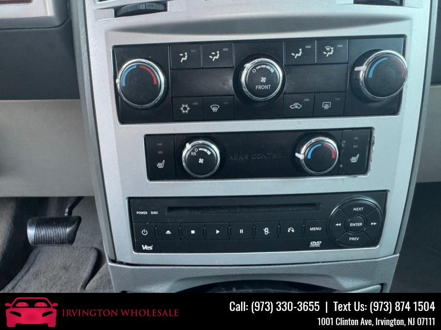 2008 Chrysler Town & Country 4dr Wgn Touring, available for sale in Irvington, New Jersey | Irvington Wholesale Group. Irvington, New Jersey 2008 Chrysler Town & Country 4dr Wgn Touring, available for sale in Irvington, New Jersey | Irvington Wholesale Group. Irvington, New Jersey