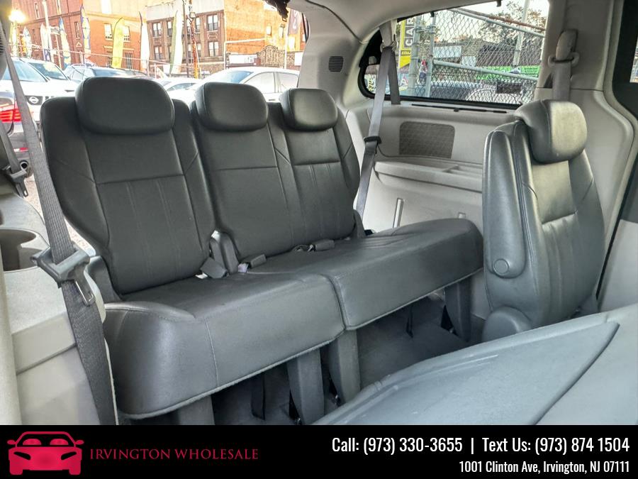 2008 Chrysler Town & Country 4dr Wgn Touring, available for sale in Irvington, New Jersey | Irvington Wholesale Group. Irvington, New Jersey 2008 Chrysler Town & Country 4dr Wgn Touring, available for sale in Irvington, New Jersey | Irvington Wholesale Group. Irvington, New Jersey