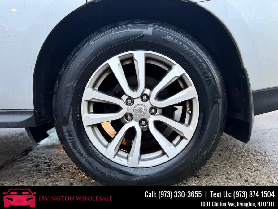 2015 Nissan Pathfinder 4WD 4dr S, available for sale in Irvington, New Jersey | Irvington Wholesale Group. Irvington, New Jersey 2015 Nissan Pathfinder 4WD 4dr S, available for sale in Irvington, New Jersey | Irvington Wholesale Group. Irvington, New Jersey