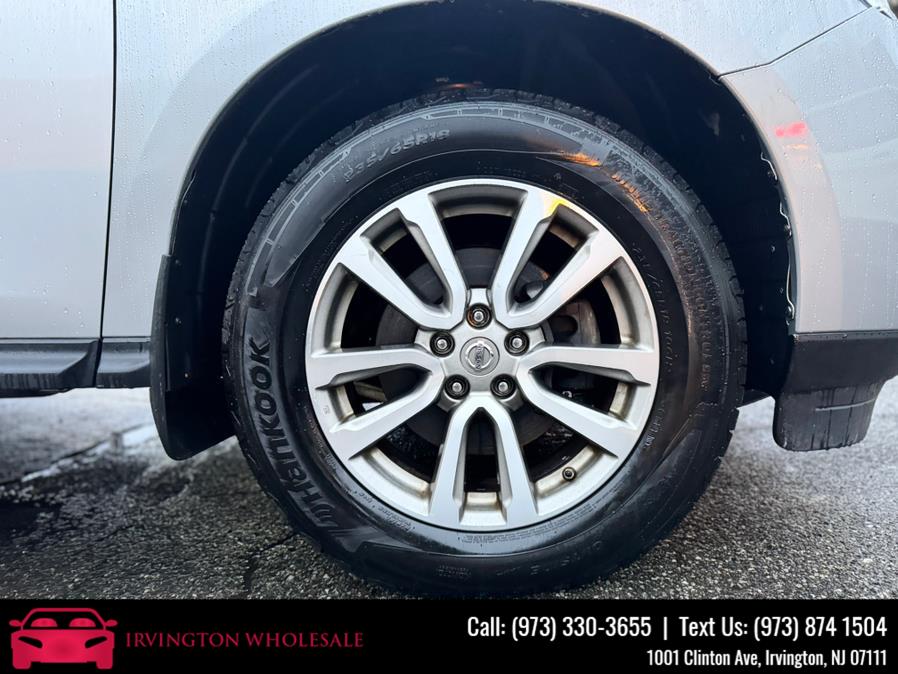 2015 Nissan Pathfinder 4WD 4dr S, available for sale in Irvington, New Jersey | Irvington Wholesale Group. Irvington, New Jersey 2015 Nissan Pathfinder 4WD 4dr S, available for sale in Irvington, New Jersey | Irvington Wholesale Group. Irvington, New Jersey