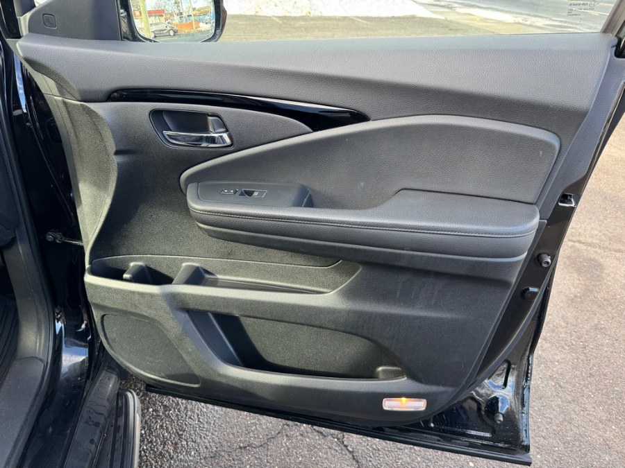 2022 Honda Pilot Elite AWD, available for sale in West Springfield, Massachusetts | Union Street Auto Sales. West Springfield, Massachusetts 2022 Honda Pilot Elite AWD, available for sale in West Springfield, Massachusetts | Union Street Auto Sales. West Springfield, Massachusetts
