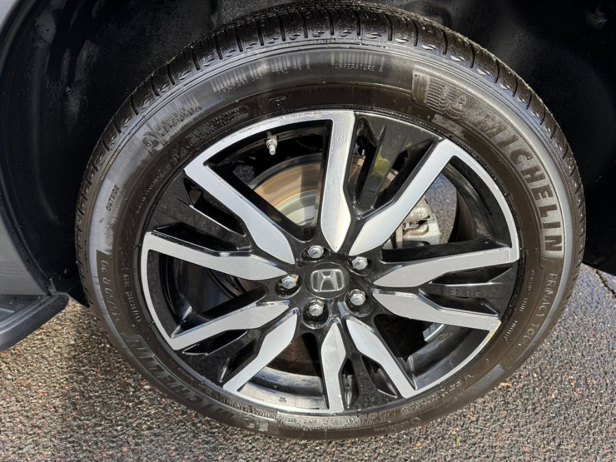 2022 Honda Pilot Elite AWD, available for sale in West Springfield, Massachusetts | Union Street Auto Sales. West Springfield, Massachusetts 2022 Honda Pilot Elite AWD, available for sale in West Springfield, Massachusetts | Union Street Auto Sales. West Springfield, Massachusetts