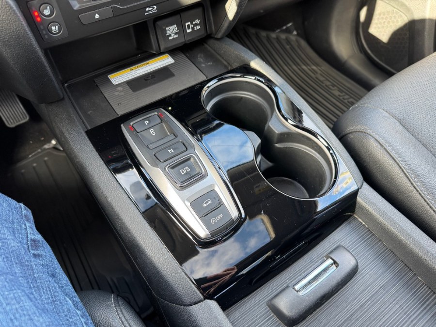 2022 Honda Pilot Elite AWD, available for sale in West Springfield, Massachusetts | Union Street Auto Sales. West Springfield, Massachusetts 2022 Honda Pilot Elite AWD, available for sale in West Springfield, Massachusetts | Union Street Auto Sales. West Springfield, Massachusetts