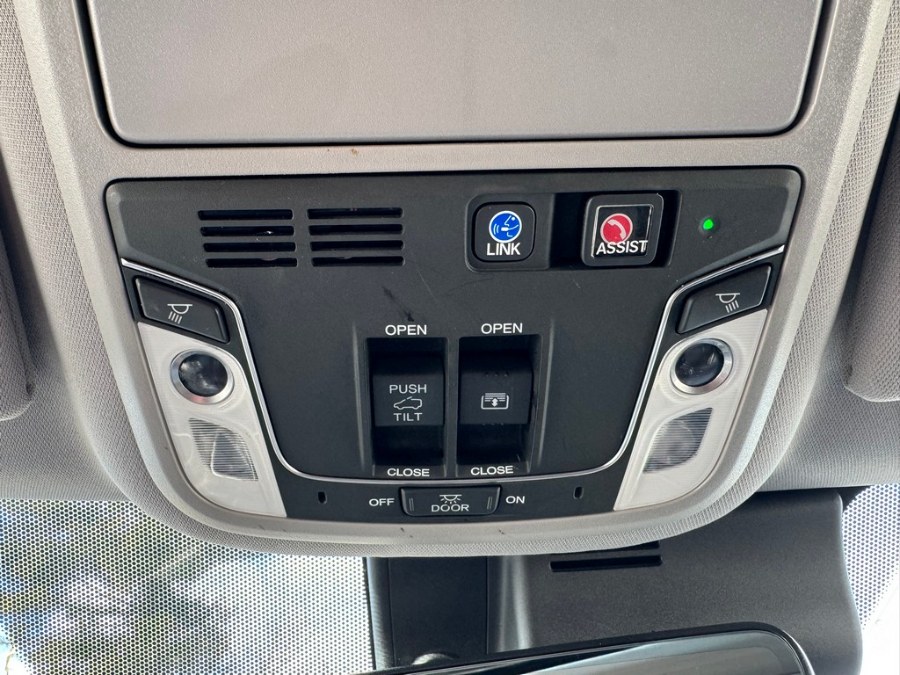 2022 Honda Pilot Elite AWD, available for sale in West Springfield, Massachusetts | Union Street Auto Sales. West Springfield, Massachusetts 2022 Honda Pilot Elite AWD, available for sale in West Springfield, Massachusetts | Union Street Auto Sales. West Springfield, Massachusetts