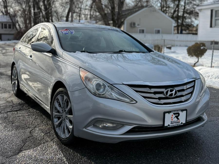 Used 2011 Hyundai Sonata in Lowell, Massachusetts | Revolution Motors . Lowell, Massachusetts