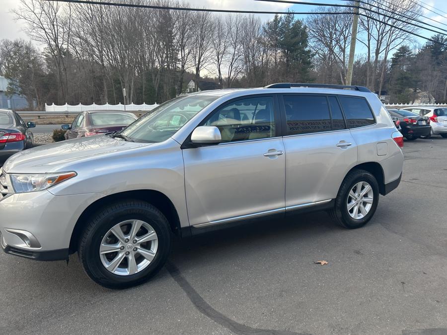 2013 Toyota Highlander 4WD 4dr V6 SE (Natl), available for sale in South Windsor , Connecticut | Ful-line Auto LLC. South Windsor , Connecticut 2013 Toyota Highlander 4WD 4dr V6 SE (Natl), available for sale in South Windsor , Connecticut | Ful-line Auto LLC. South Windsor , Connecticut
