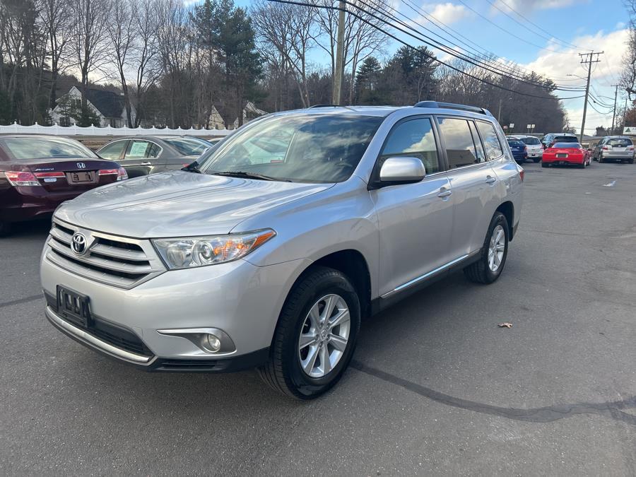 2013 Toyota Highlander 4WD 4dr V6 SE (Natl), available for sale in South Windsor , Connecticut | Ful-line Auto LLC. South Windsor , Connecticut 2013 Toyota Highlander 4WD 4dr V6 SE (Natl), available for sale in South Windsor , Connecticut | Ful-line Auto LLC. South Windsor , Connecticut