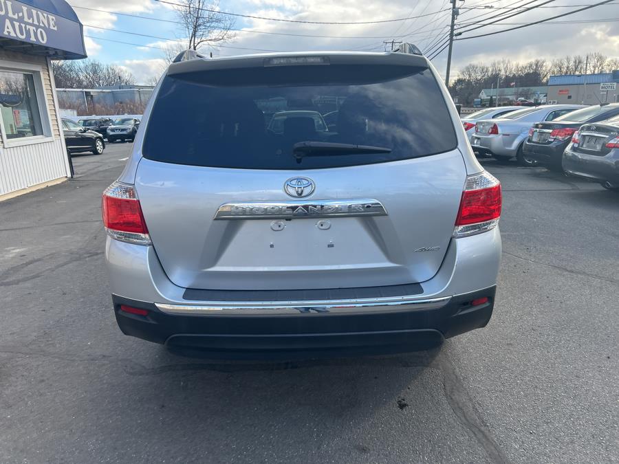 2013 Toyota Highlander 4WD 4dr V6 SE (Natl), available for sale in South Windsor , Connecticut | Ful-line Auto LLC. South Windsor , Connecticut 2013 Toyota Highlander 4WD 4dr V6 SE (Natl), available for sale in South Windsor , Connecticut | Ful-line Auto LLC. South Windsor , Connecticut