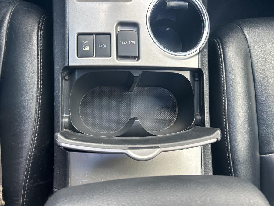2013 Toyota Highlander 4WD 4dr V6 SE (Natl), available for sale in South Windsor , Connecticut | Ful-line Auto LLC. South Windsor , Connecticut 2013 Toyota Highlander 4WD 4dr V6 SE (Natl), available for sale in South Windsor , Connecticut | Ful-line Auto LLC. South Windsor , Connecticut