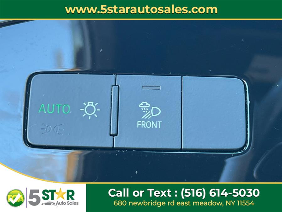 2023 Audi Q3 S line Premium 45 TFSI quattro, available for sale in East Meadow, New York | 5 Star Auto Sales Inc. East Meadow, New York 2023 Audi Q3 S line Premium 45 TFSI quattro, available for sale in East Meadow, New York | 5 Star Auto Sales Inc. East Meadow, New York