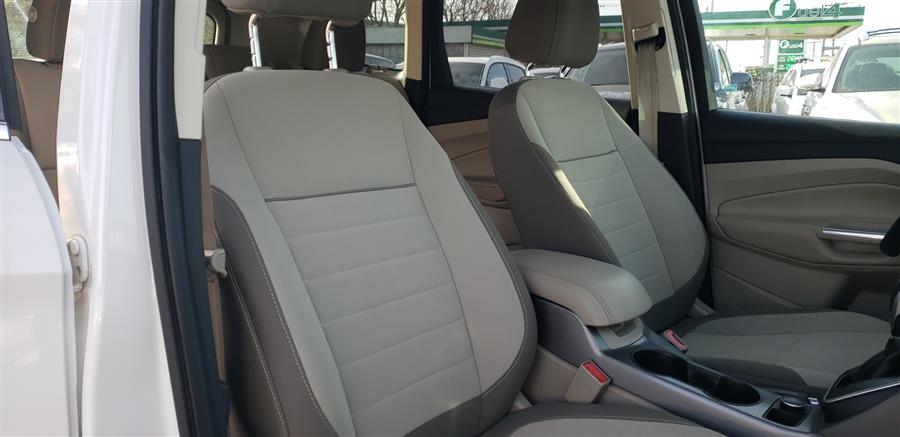 2013 Ford Escape 4WD 4dr SE, available for sale in Little Ferry, New Jersey | Victoria Preowned Autos Inc. Little Ferry, New Jersey 2013 Ford Escape 4WD 4dr SE, available for sale in Little Ferry, New Jersey | Victoria Preowned Autos Inc. Little Ferry, New Jersey