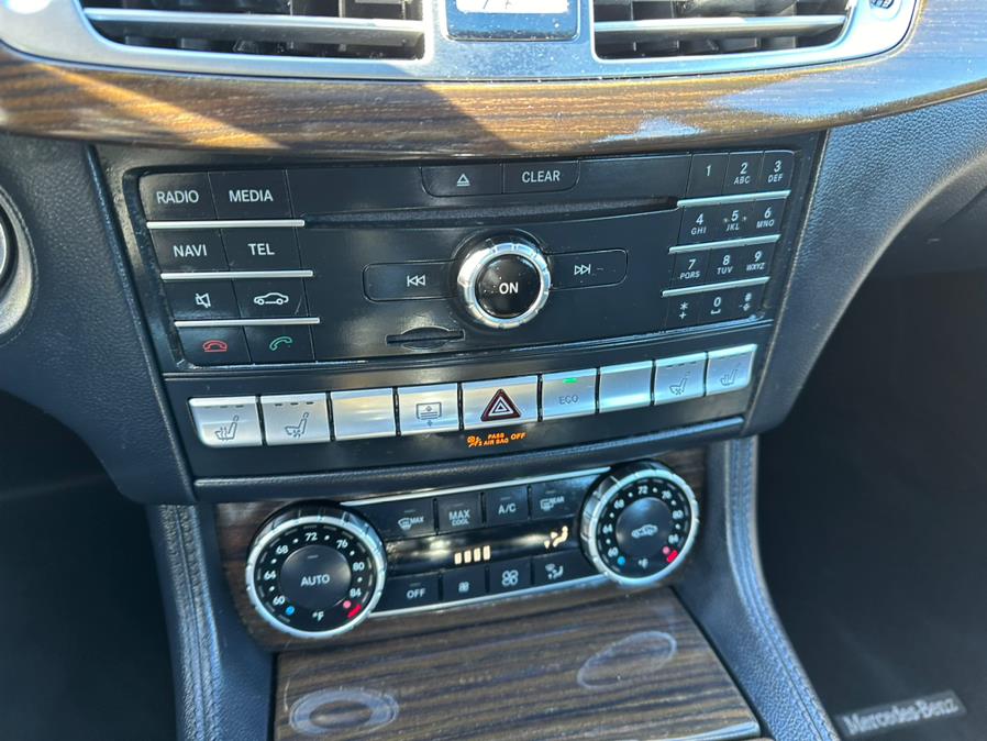 2016 Mercedes-Benz CLS 4dr Sdn CLS 400 4MATIC, available for sale in South Windsor, Connecticut | Mike And Tony Auto Sales, Inc. South Windsor, Connecticut 2016 Mercedes-Benz CLS 4dr Sdn CLS 400 4MATIC, available for sale in South Windsor, Connecticut | Mike And Tony Auto Sales, Inc. South Windsor, Connecticut