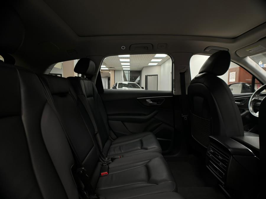 2022 Audi Q7 Premium Plus 55 TFSI quattro, available for sale in Massapequa Park, New York | Power Motors East. Massapequa Park, New York 2022 Audi Q7 Premium Plus 55 TFSI quattro, available for sale in Massapequa Park, New York | Power Motors East. Massapequa Park, New York