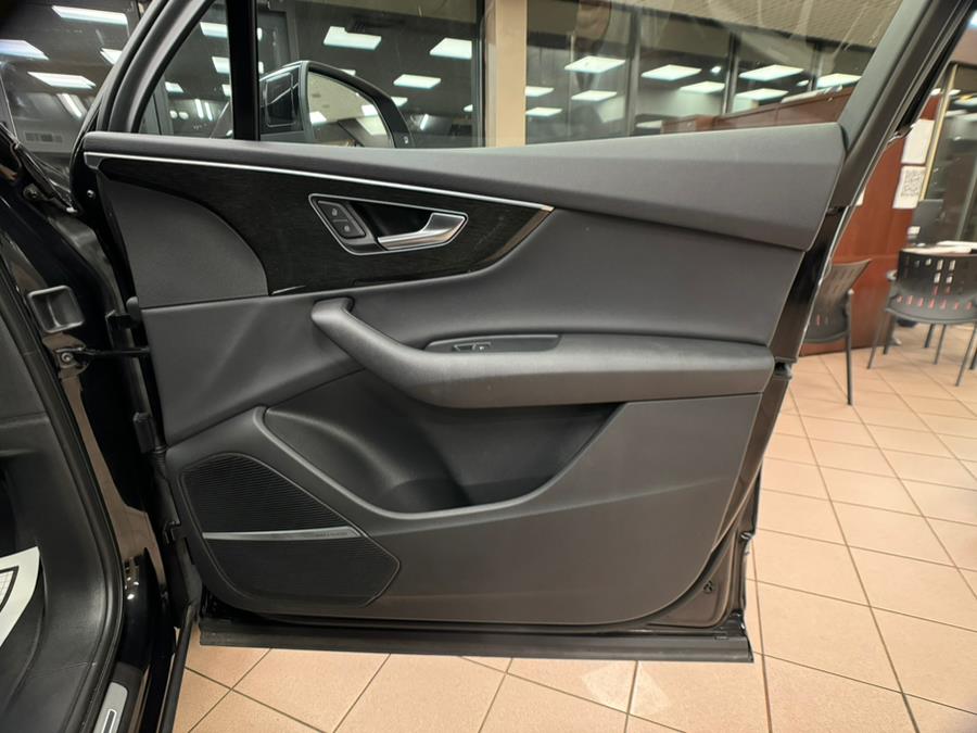 2022 Audi Q7 Premium Plus 55 TFSI quattro, available for sale in Massapequa Park, New York | Power Motors East. Massapequa Park, New York 2022 Audi Q7 Premium Plus 55 TFSI quattro, available for sale in Massapequa Park, New York | Power Motors East. Massapequa Park, New York