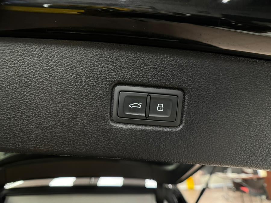 2022 Audi Q7 Premium Plus 55 TFSI quattro, available for sale in Massapequa Park, New York | Power Motors East. Massapequa Park, New York 2022 Audi Q7 Premium Plus 55 TFSI quattro, available for sale in Massapequa Park, New York | Power Motors East. Massapequa Park, New York