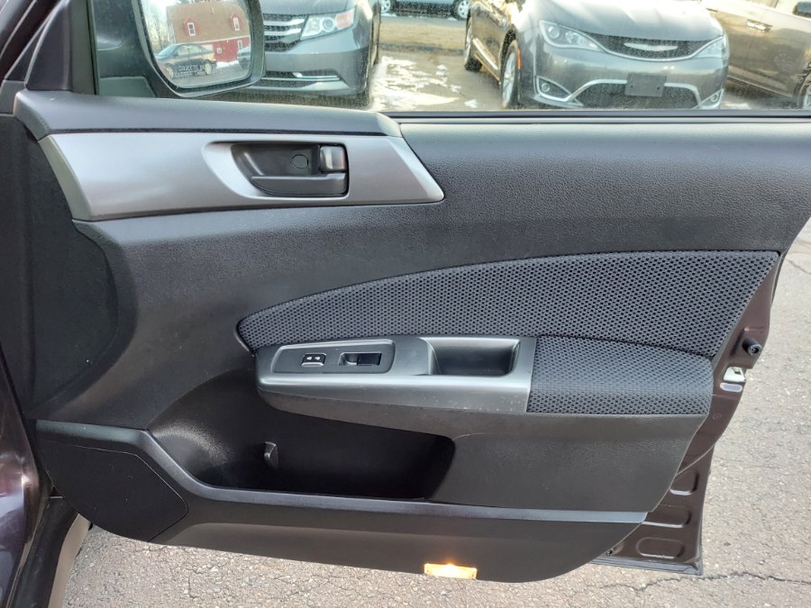 2013 Subaru Forester 4dr Auto 2.5X, available for sale in East Windsor, Connecticut | United Auto Sales of E Windsor, Inc. East Windsor, Connecticut 2013 Subaru Forester 4dr Auto 2.5X, available for sale in East Windsor, Connecticut | United Auto Sales of E Windsor, Inc. East Windsor, Connecticut