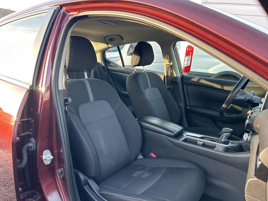 2022 Nissan Sentra SV CVT, available for sale in Franklin Square, New York | Franklin Square Auto Group. Franklin Square, New York 2022 Nissan Sentra SV CVT, available for sale in Franklin Square, New York | Franklin Square Auto Group. Franklin Square, New York