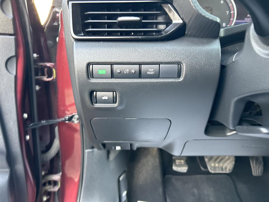 2022 Nissan Sentra SV CVT, available for sale in Franklin Square, New York | Franklin Square Auto Group. Franklin Square, New York 2022 Nissan Sentra SV CVT, available for sale in Franklin Square, New York | Franklin Square Auto Group. Franklin Square, New York
