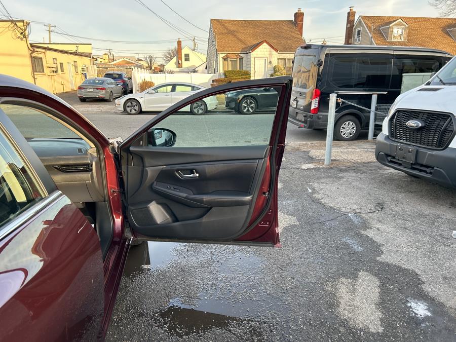 2022 Nissan Sentra SV CVT, available for sale in Franklin Square, New York | Franklin Square Auto Group. Franklin Square, New York 2022 Nissan Sentra SV CVT, available for sale in Franklin Square, New York | Franklin Square Auto Group. Franklin Square, New York