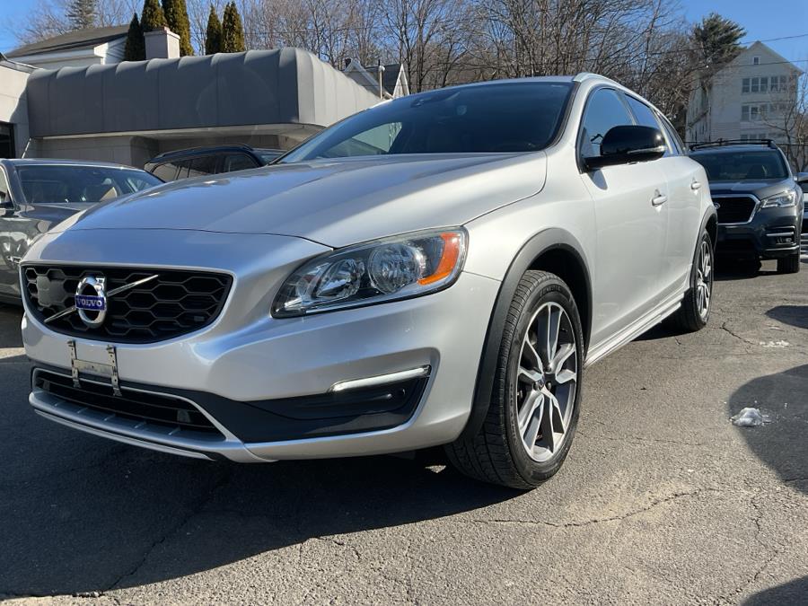 2018 Volvo V60 Cross Country T5 AWD, available for sale in Waterbury, Connecticut | Jim Juliani Motors. Waterbury, Connecticut 2018 Volvo V60 Cross Country T5 AWD, available for sale in Waterbury, Connecticut | Jim Juliani Motors. Waterbury, Connecticut