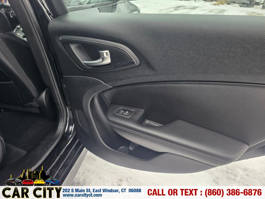 2015 Chrysler 200 4dr Sdn S AWD, available for sale in East Windsor, Connecticut | Car City LLC. East Windsor, Connecticut 2015 Chrysler 200 4dr Sdn S AWD, available for sale in East Windsor, Connecticut | Car City LLC. East Windsor, Connecticut