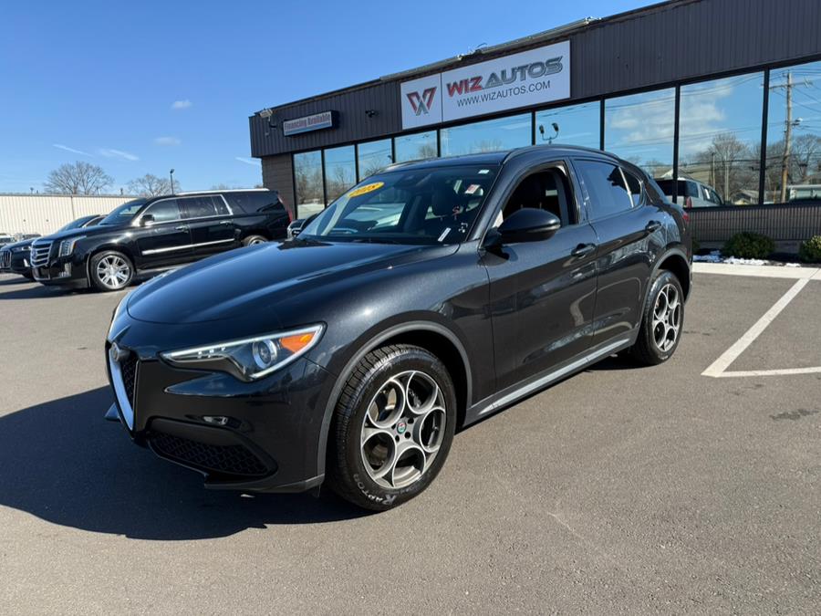 Used 2018 Alfa Romeo Stelvio in Stratford, Connecticut | Wiz Leasing Inc. Stratford, Connecticut