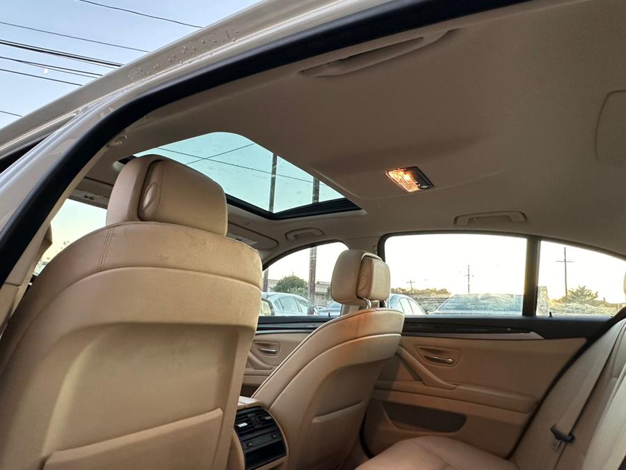 2012 BMW 5 Series 4dr Sdn 528i xDrive AWD, available for sale in Danbury, Connecticut | Safe Used Auto Sales LLC. Danbury, Connecticut 2012 BMW 5 Series 4dr Sdn 528i xDrive AWD, available for sale in Danbury, Connecticut | Safe Used Auto Sales LLC. Danbury, Connecticut