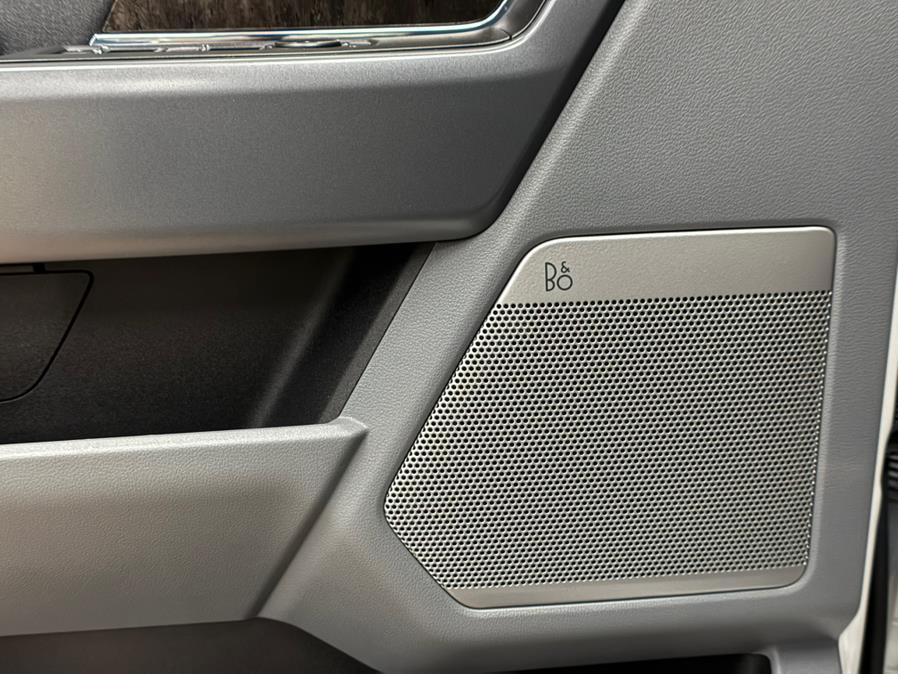 2021 Ford F-150 LARIAT 4WD SuperCrew 5.5'' Box, available for sale in Massapequa Park, New York | Power Motors East. Massapequa Park, New York 2021 Ford F-150 LARIAT 4WD SuperCrew 5.5'' Box, available for sale in Massapequa Park, New York | Power Motors East. Massapequa Park, New York