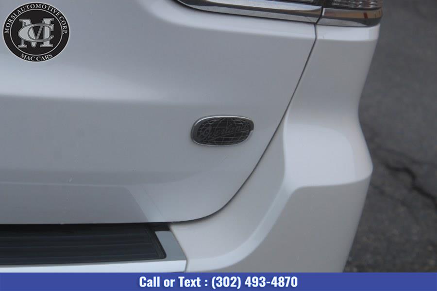 2017 Jeep Grand Cherokee Overland 4x4, available for sale in New Castle, Delaware | Morsi Automotive Corporation. New Castle, Delaware 2017 Jeep Grand Cherokee Overland 4x4, available for sale in New Castle, Delaware | Morsi Automotive Corporation. New Castle, Delaware