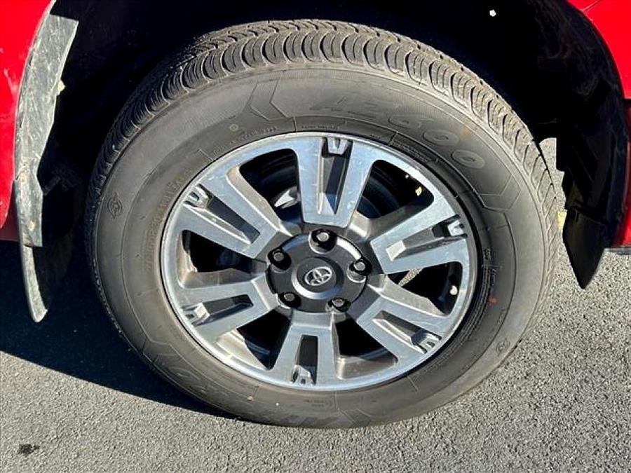 2021 Toyota Tundra Platinum Grade photo 3
