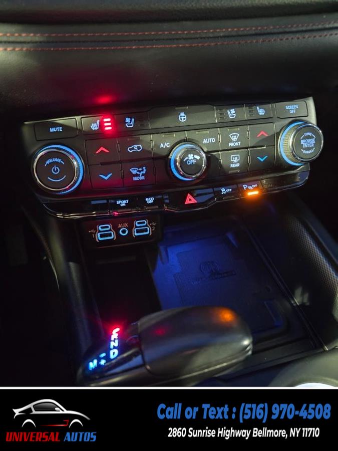 2022 Dodge Durango R/T AWD, available for sale in Bellmore, New York | Universal Autos. Bellmore, New York 2022 Dodge Durango R/T AWD, available for sale in Bellmore, New York | Universal Autos. Bellmore, New York
