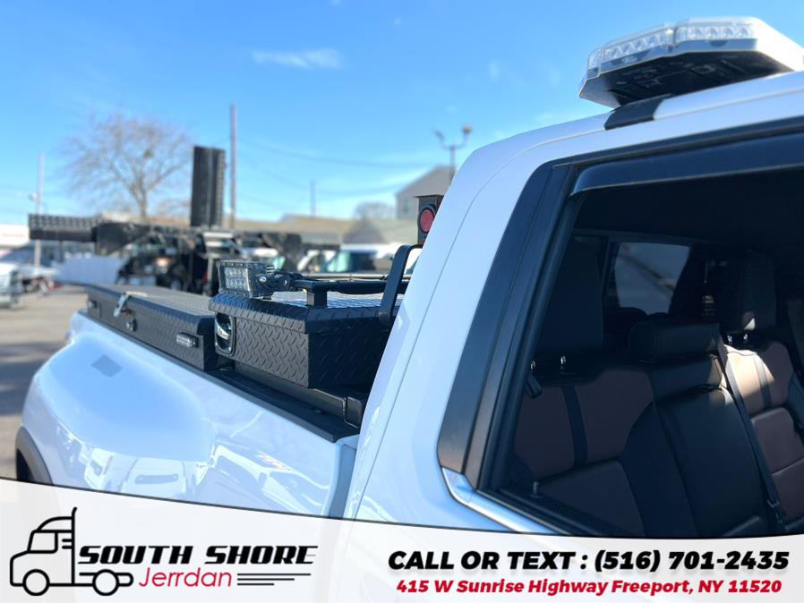 2022 Chevrolet Silverado 3500HD Wrecker Wrecker Crew Cab 172" High Country, available for sale in Freeport, New York | South Shore Jerrdan. Freeport, New York 2022 Chevrolet Silverado 3500HD Wrecker Wrecker Crew Cab 172" High Country, available for sale in Freeport, New York | South Shore Jerrdan. Freeport, New York
