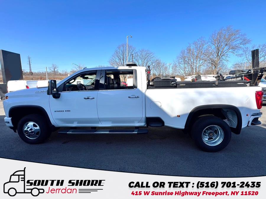 2022 Chevrolet Silverado 3500HD Wrecker Wrecker Crew Cab 172" High Country, available for sale in Freeport, New York | South Shore Jerrdan. Freeport, New York 2022 Chevrolet Silverado 3500HD Wrecker Wrecker Crew Cab 172" High Country, available for sale in Freeport, New York | South Shore Jerrdan. Freeport, New York