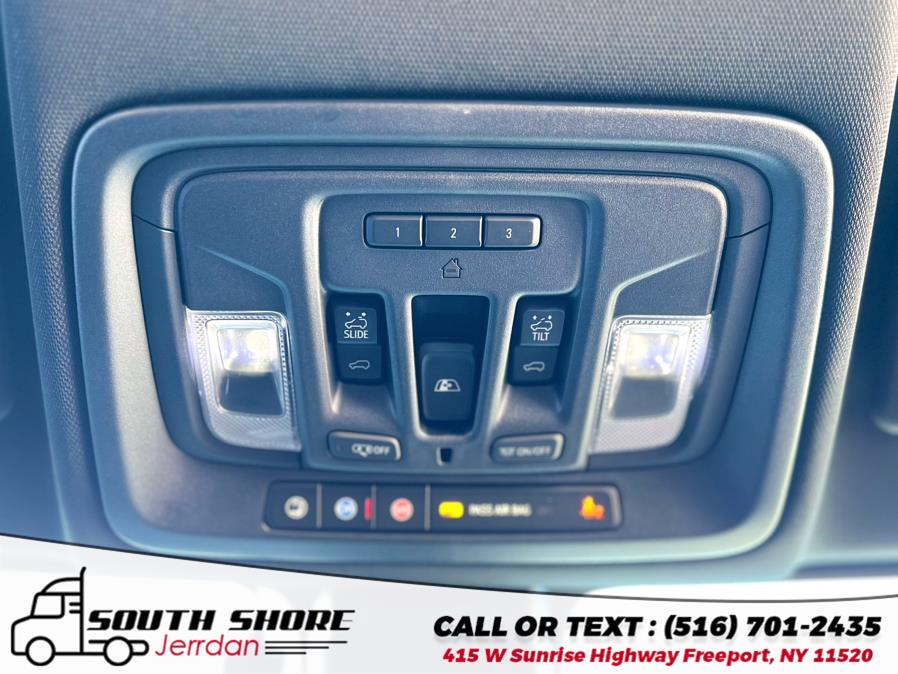2022 Chevrolet Silverado 3500HD Wrecker Wrecker Crew Cab 172" High Country, available for sale in Freeport, New York | South Shore Jerrdan. Freeport, New York 2022 Chevrolet Silverado 3500HD Wrecker Wrecker Crew Cab 172" High Country, available for sale in Freeport, New York | South Shore Jerrdan. Freeport, New York