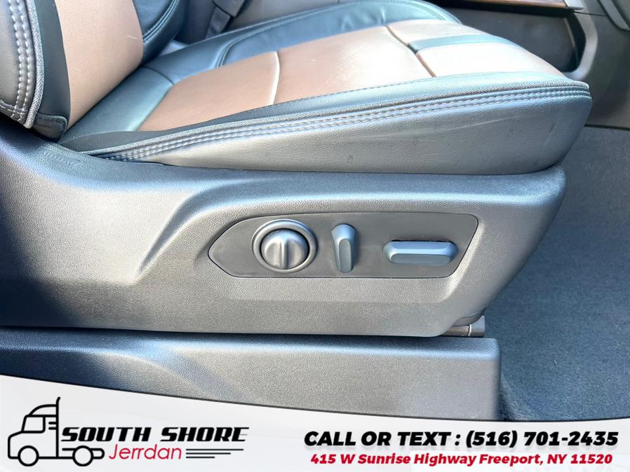 2022 Chevrolet Silverado 3500HD Wrecker Wrecker Crew Cab 172" High Country, available for sale in Freeport, New York | South Shore Jerrdan. Freeport, New York 2022 Chevrolet Silverado 3500HD Wrecker Wrecker Crew Cab 172" High Country, available for sale in Freeport, New York | South Shore Jerrdan. Freeport, New York
