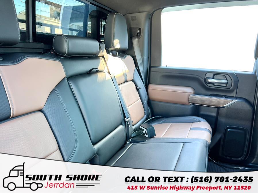 2022 Chevrolet Silverado 3500HD Wrecker Wrecker Crew Cab 172" High Country, available for sale in Freeport, New York | South Shore Jerrdan. Freeport, New York 2022 Chevrolet Silverado 3500HD Wrecker Wrecker Crew Cab 172" High Country, available for sale in Freeport, New York | South Shore Jerrdan. Freeport, New York