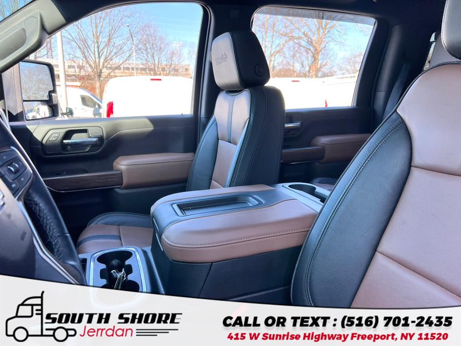 2022 Chevrolet Silverado 3500HD Wrecker Wrecker Crew Cab 172" High Country, available for sale in Freeport, New York | South Shore Jerrdan. Freeport, New York 2022 Chevrolet Silverado 3500HD Wrecker Wrecker Crew Cab 172" High Country, available for sale in Freeport, New York | South Shore Jerrdan. Freeport, New York