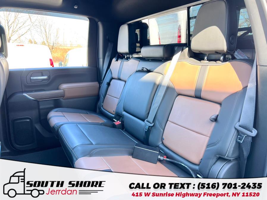 2022 Chevrolet Silverado 3500HD Wrecker Wrecker Crew Cab 172" High Country, available for sale in Freeport, New York | South Shore Jerrdan. Freeport, New York 2022 Chevrolet Silverado 3500HD Wrecker Wrecker Crew Cab 172" High Country, available for sale in Freeport, New York | South Shore Jerrdan. Freeport, New York