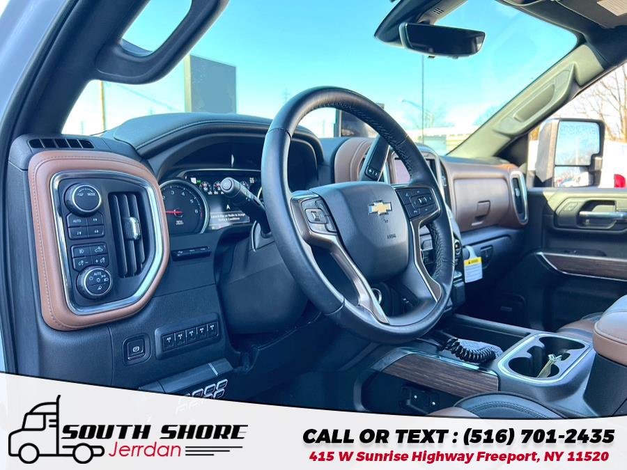 2022 Chevrolet Silverado 3500HD Wrecker Wrecker Crew Cab 172" High Country, available for sale in Freeport, New York | South Shore Jerrdan. Freeport, New York 2022 Chevrolet Silverado 3500HD Wrecker Wrecker Crew Cab 172" High Country, available for sale in Freeport, New York | South Shore Jerrdan. Freeport, New York