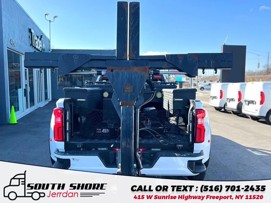 2022 Chevrolet Silverado 3500HD Wrecker Wrecker Crew Cab 172" High Country, available for sale in Freeport, New York | South Shore Jerrdan. Freeport, New York 2022 Chevrolet Silverado 3500HD Wrecker Wrecker Crew Cab 172" High Country, available for sale in Freeport, New York | South Shore Jerrdan. Freeport, New York