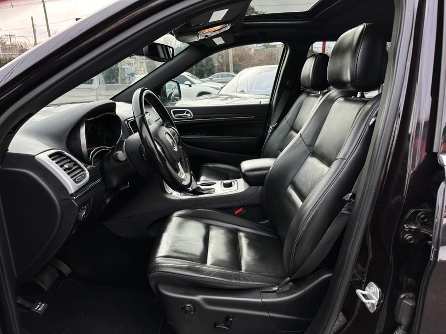 2020 Jeep Grand Cherokee Limited 4x4, available for sale in Hillside, New Jersey | Champion Auto Hillside. Hillside, New Jersey 2020 Jeep Grand Cherokee Limited 4x4, available for sale in Hillside, New Jersey | Champion Auto Hillside. Hillside, New Jersey