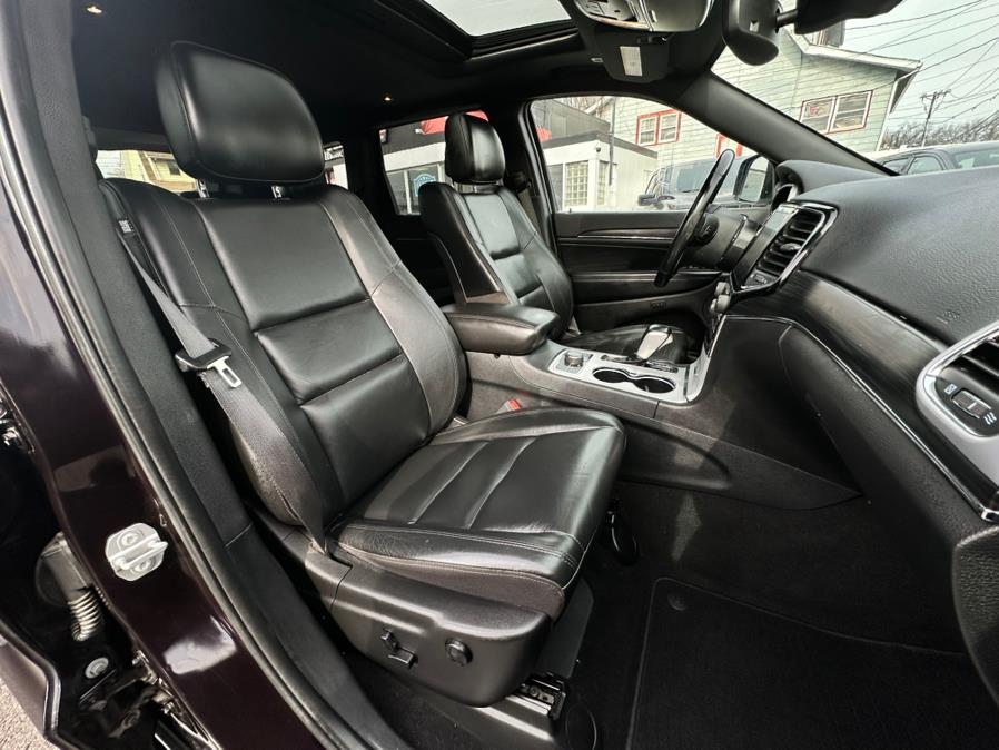 2020 Jeep Grand Cherokee Limited 4x4, available for sale in Hillside, New Jersey | Champion Auto Hillside. Hillside, New Jersey 2020 Jeep Grand Cherokee Limited 4x4, available for sale in Hillside, New Jersey | Champion Auto Hillside. Hillside, New Jersey