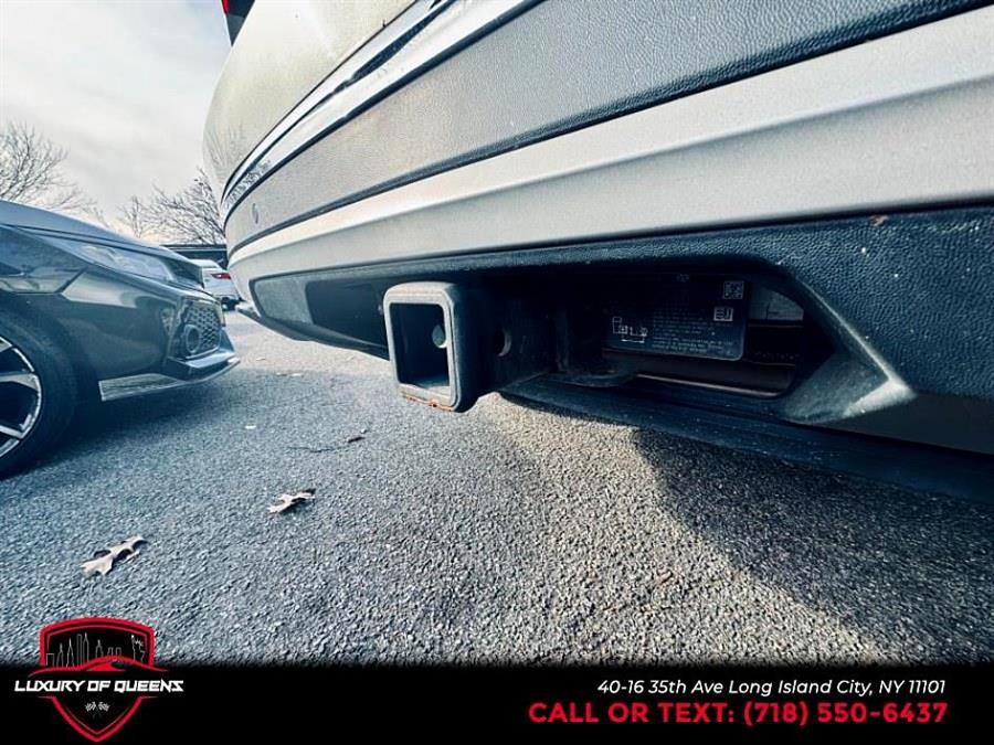 2018 Volkswagen Atlas 36L V6 SEL Premium 4MOTION, available for sale in Long Island City, New York | Luxury Of Queens. Long Island City, New York 2018 Volkswagen Atlas 36L V6 SEL Premium 4MOTION, available for sale in Long Island City, New York | Luxury Of Queens. Long Island City, New York