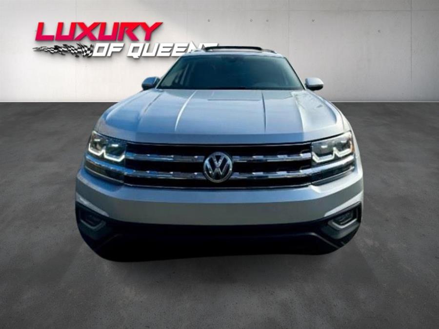 2018 Volkswagen Atlas 36L V6 SEL Premium 4MOTION, available for sale in Long Island City, New York | Luxury Of Queens. Long Island City, New York 2018 Volkswagen Atlas 36L V6 SEL Premium 4MOTION, available for sale in Long Island City, New York | Luxury Of Queens. Long Island City, New York