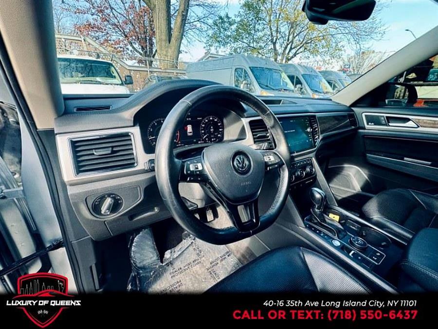 2018 Volkswagen Atlas 36L V6 SEL Premium 4MOTION, available for sale in Long Island City, New York | Luxury Of Queens. Long Island City, New York 2018 Volkswagen Atlas 36L V6 SEL Premium 4MOTION, available for sale in Long Island City, New York | Luxury Of Queens. Long Island City, New York