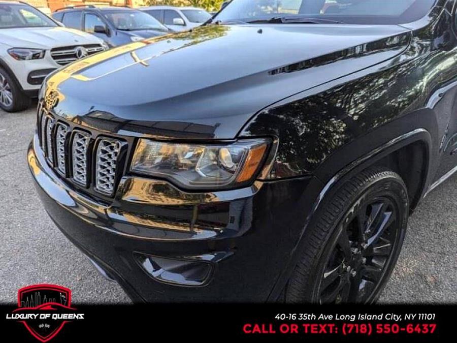 2018 Jeep Grand Cherokee Altitude 4x4 Ltd Avail, available for sale in Long Island City, New York | Luxury Of Queens. Long Island City, New York 2018 Jeep Grand Cherokee Altitude 4x4 Ltd Avail, available for sale in Long Island City, New York | Luxury Of Queens. Long Island City, New York