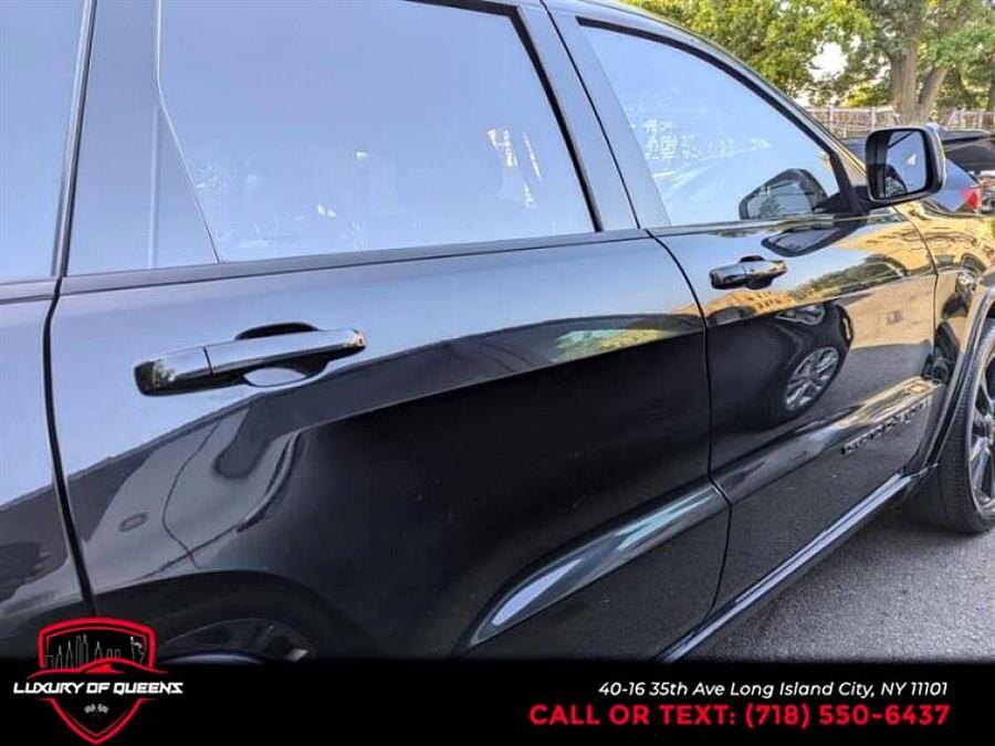 2018 Jeep Grand Cherokee Altitude 4x4 Ltd Avail, available for sale in Long Island City, New York | Luxury Of Queens. Long Island City, New York 2018 Jeep Grand Cherokee Altitude 4x4 Ltd Avail, available for sale in Long Island City, New York | Luxury Of Queens. Long Island City, New York