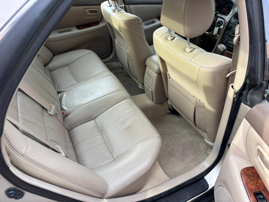 1998 Lexus ES 300 Luxury Sport Sdn 4dr Sdn, available for sale in New haven, Connecticut | Wilson Maturo Motors. New haven, Connecticut 1998 Lexus ES 300 Luxury Sport Sdn 4dr Sdn, available for sale in New haven, Connecticut | Wilson Maturo Motors. New haven, Connecticut