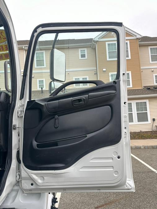 2020 Hino 268A 26FT SMYRNA BOX/MAXON LIFTGATE NON CDL, available for sale in Paterson, New Jersey | Speedway Commercial Motors LLC. Paterson, New Jersey 2020 Hino 268A 26FT SMYRNA BOX/MAXON LIFTGATE NON CDL, available for sale in Paterson, New Jersey | Speedway Commercial Motors LLC. Paterson, New Jersey